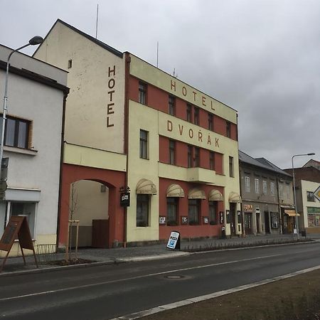 Chrast Hotel Dvorak المظهر الخارجي الصورة