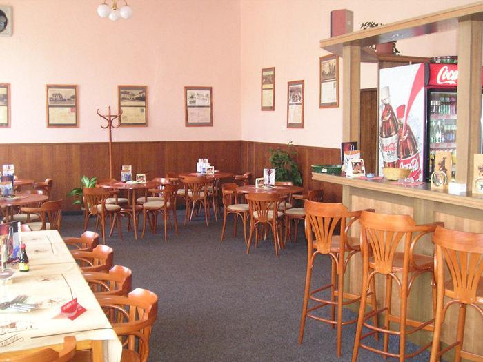 Chrast Hotel Dvorak المظهر الخارجي الصورة