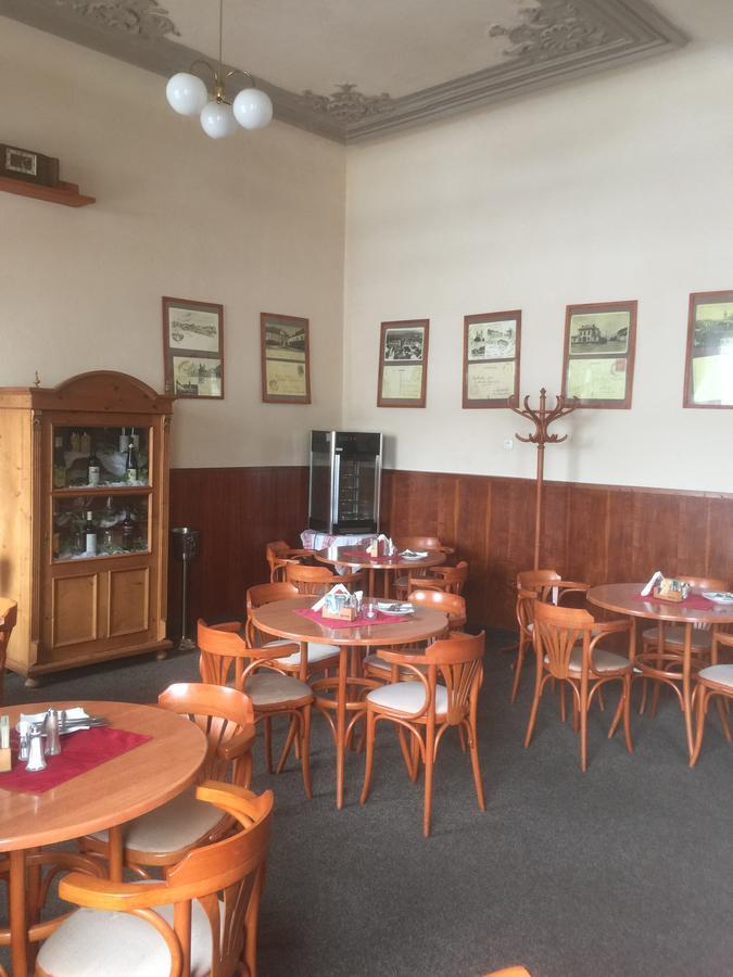 Chrast Hotel Dvorak المظهر الخارجي الصورة
