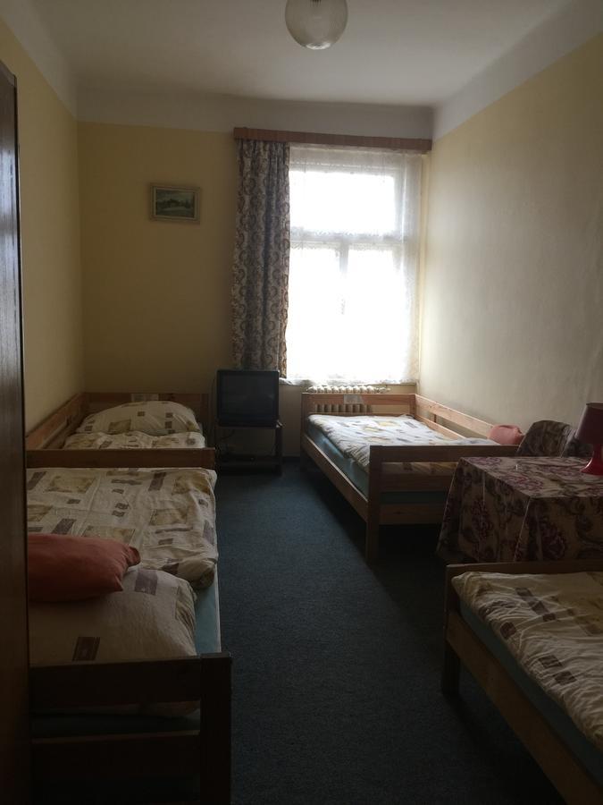 Chrast Hotel Dvorak المظهر الخارجي الصورة